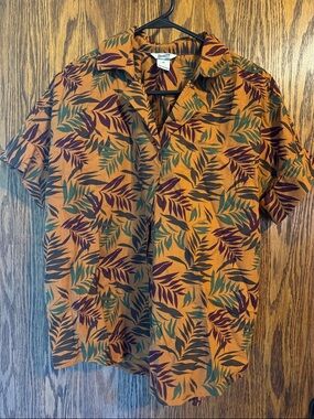 Cute Duluth Blouse with Tropical Print